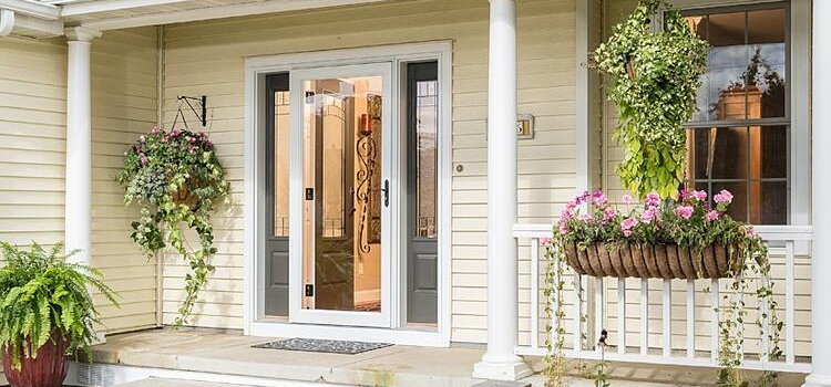 screen door installation in Hermosa Beach