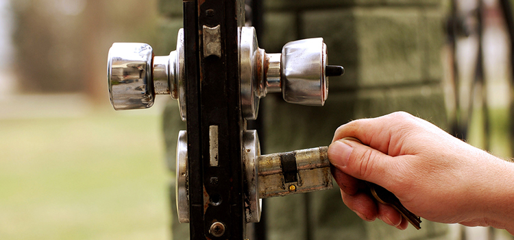 front door latch repair Hermosa Beach